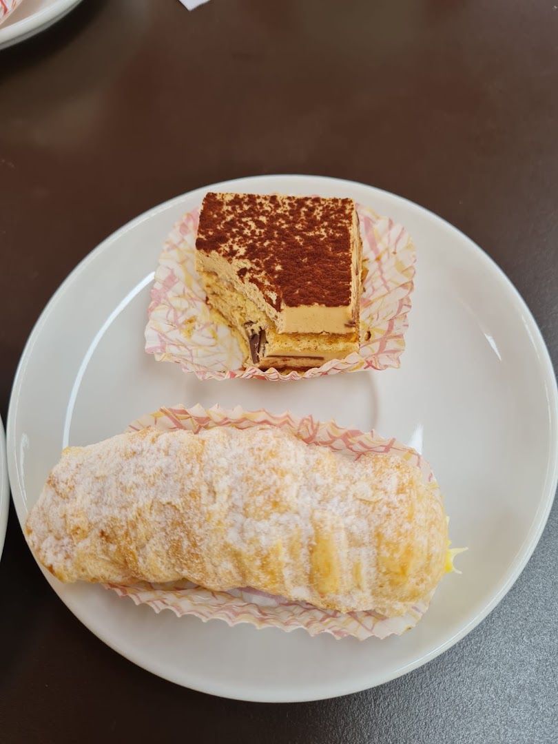 F.Lli Borzaga Bakery Pastry Pizzas Buns · Foto 13