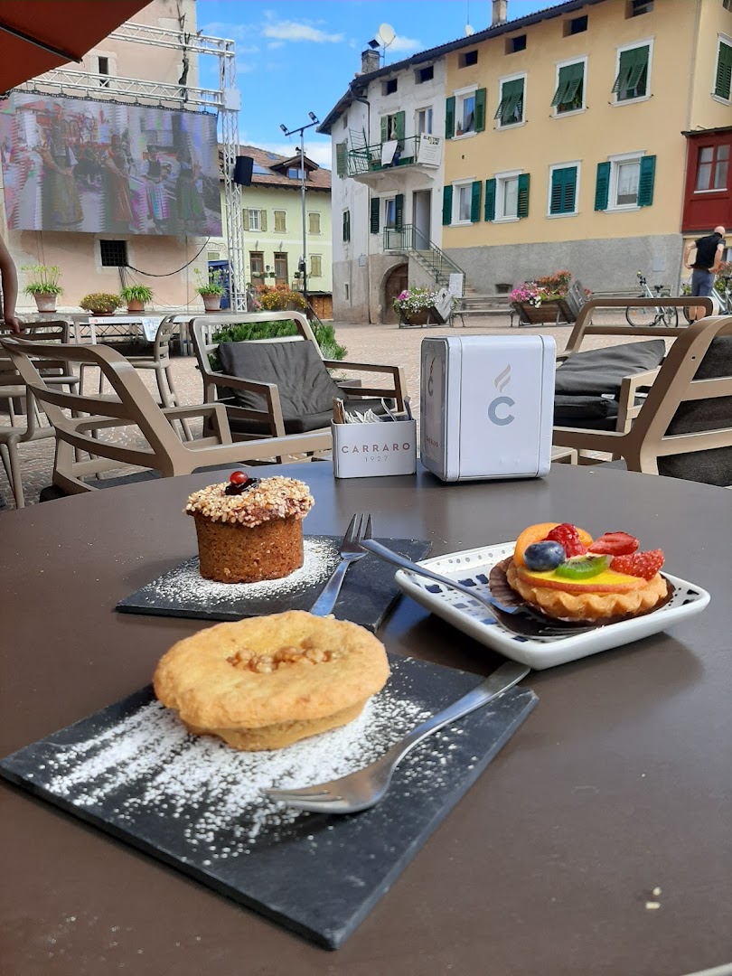 F.Lli Borzaga Bakery Pastry Pizzas Buns · Foto 9